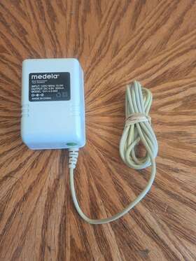 D41-4.8-800 Medela 9200043 Genuine Power Supply Adaptor 4.8v 800ma Ac/dc Adapter
