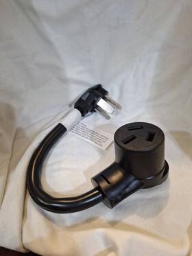 61711 Parkworld 615150061728 Adapter Cord 30 Amp 250 Volt 15 Inches Long