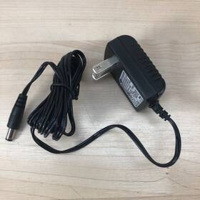 Rss1002-005050-w2 Rs Switching Adapter Model Rss1002-005050 W2 Input 100 240v Output 5v