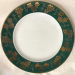 Crate & Barrel Grapes Leaves 93116 Dinner Plate W/green Gold Rim 10 1/4". Fixed Price $28.00.